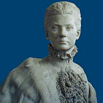 Skulptur von Therese von Bayern vor blauem Hintergrund (1840-1925)