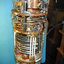 Darstellung der Mischkühler-Einheit des Kernentmagnetisierungskryostaten „Millimühle 2“ des Walther-Meißner-Instituts